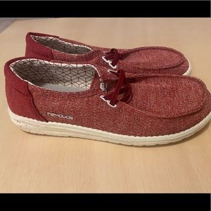 Hey Dude shoes size 9 Red
